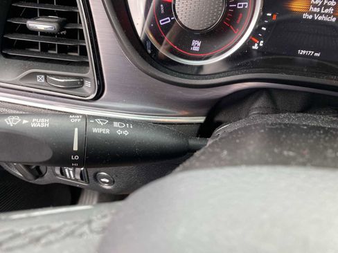 Used 2018 Dodge Challenger SXT image 18