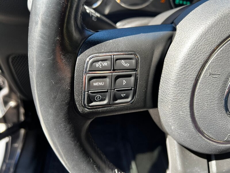 Used 2018 Jeep Wrangler Sport AWD/4WD image 22