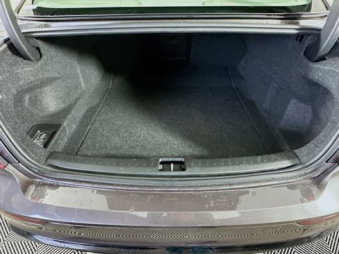 Used 2024 Volvo S60 B5 Plus image 29