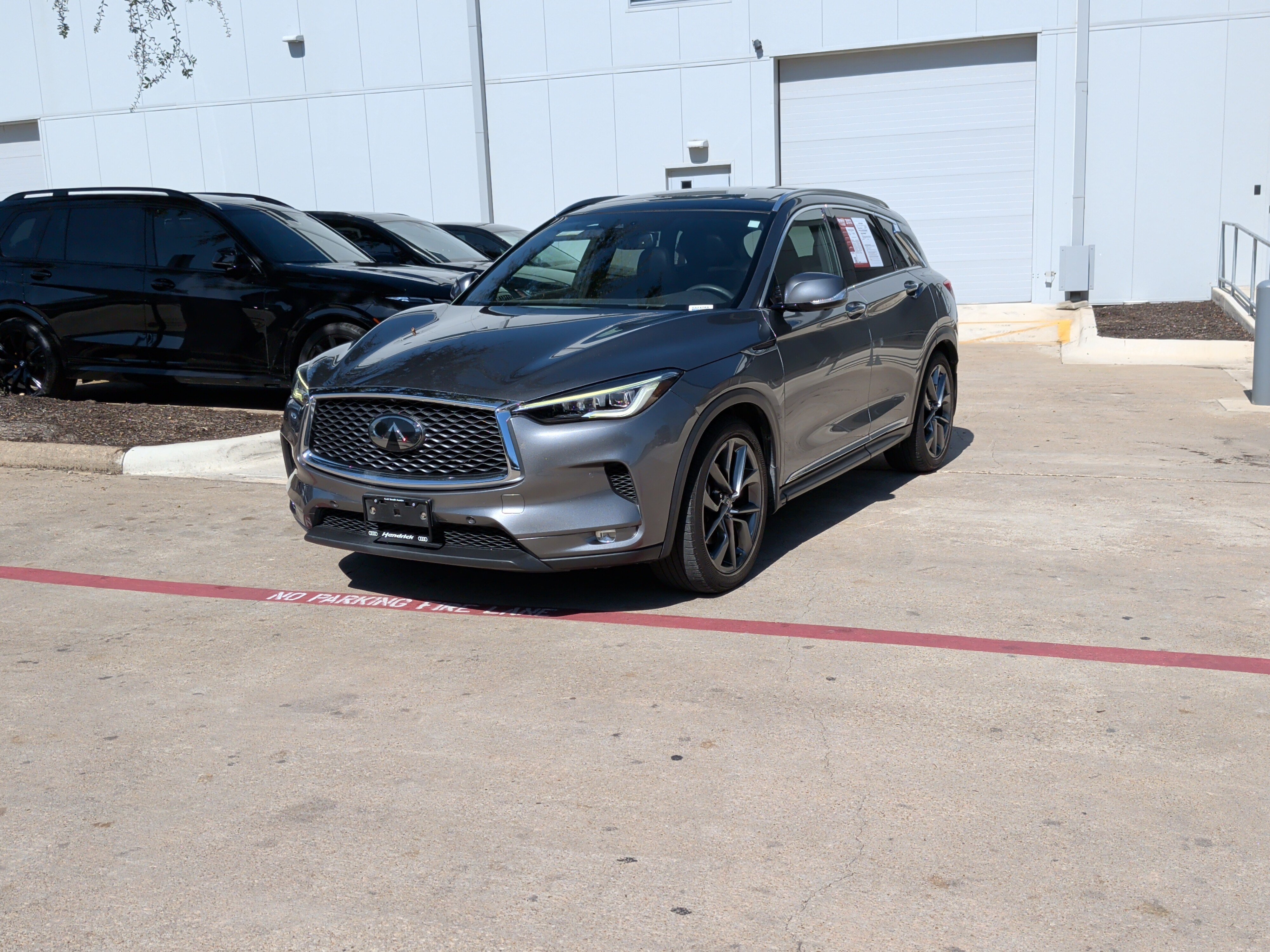 Used 2019 INFINITI QX50 Essential w/ Sensory Package FWD image 5