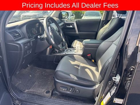 Used 2022 Toyota 4Runner SR5 Premium w/ Moonroof Package RWD image 11