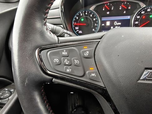 Used 2022 Chevrolet Equinox RS w/ RS Leather Package image 12