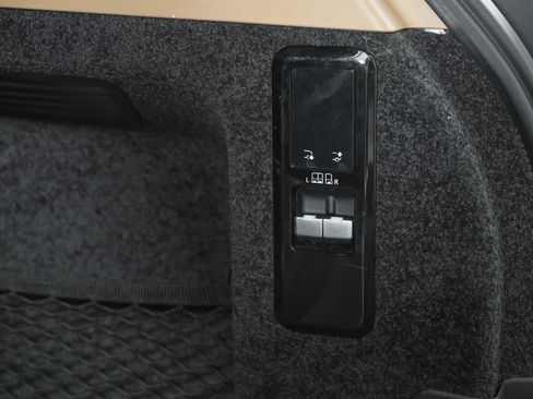 Used 2023 Land Rover Range Rover SE AWD/4WD image 96