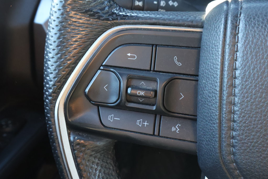 Used 2024 Toyota Tacoma SR5 AWD/4WD image 20