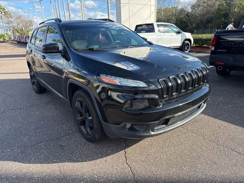 Used 2018 Jeep Cherokee Limited w/ High Altitude Package image 8