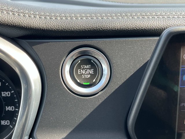 Used 2020 Chevrolet Blazer LT FWD image 36