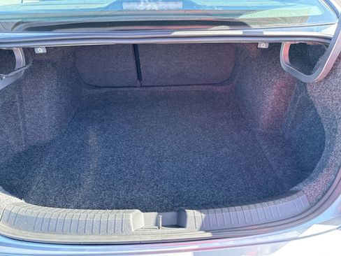 Used 2025 Volkswagen Jetta SE image 21