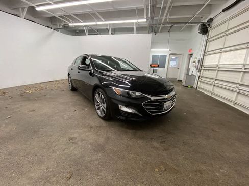 Used 2023 Chevrolet Malibu LT image 8