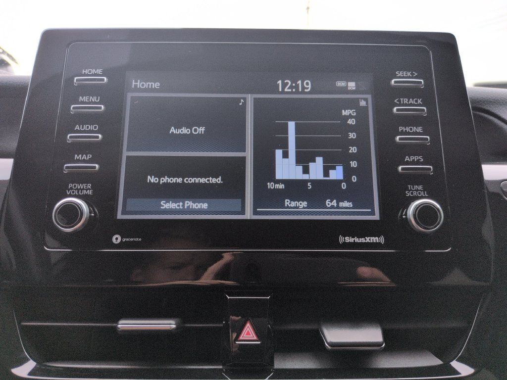 Used 2024 Toyota Camry SE w/ Cold Weather Package FWD image 19