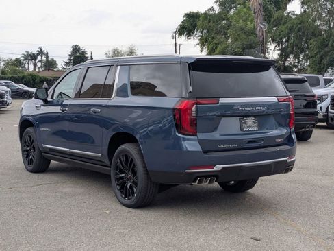 New 2026 GMC Yukon XL Denali w/ Sun & Power Step Package AWD/4WD image 7
