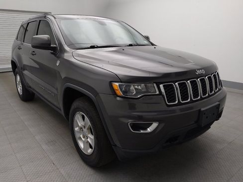 Used 2017 Jeep Grand Cherokee Laredo w/ Quick Order Package 23E AWD/4WD image 13