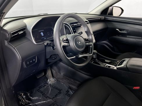 Used 2023 Hyundai Tucson SEL w/ Winter Package AWD/4WD image 9