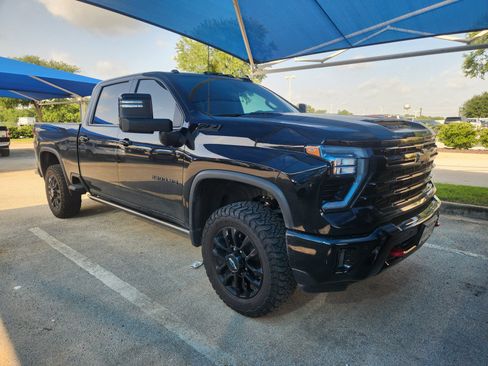 Used 2025 Chevrolet Silverado 2500 LTZ w/ LTZ Plus Package AWD/4WD image 1