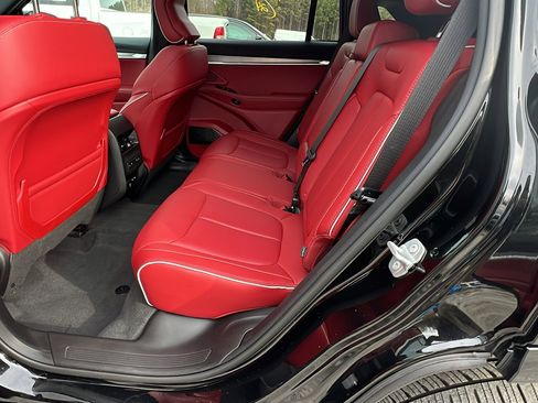 Used 2024 Jeep Wagoneer Launch Edition image 25