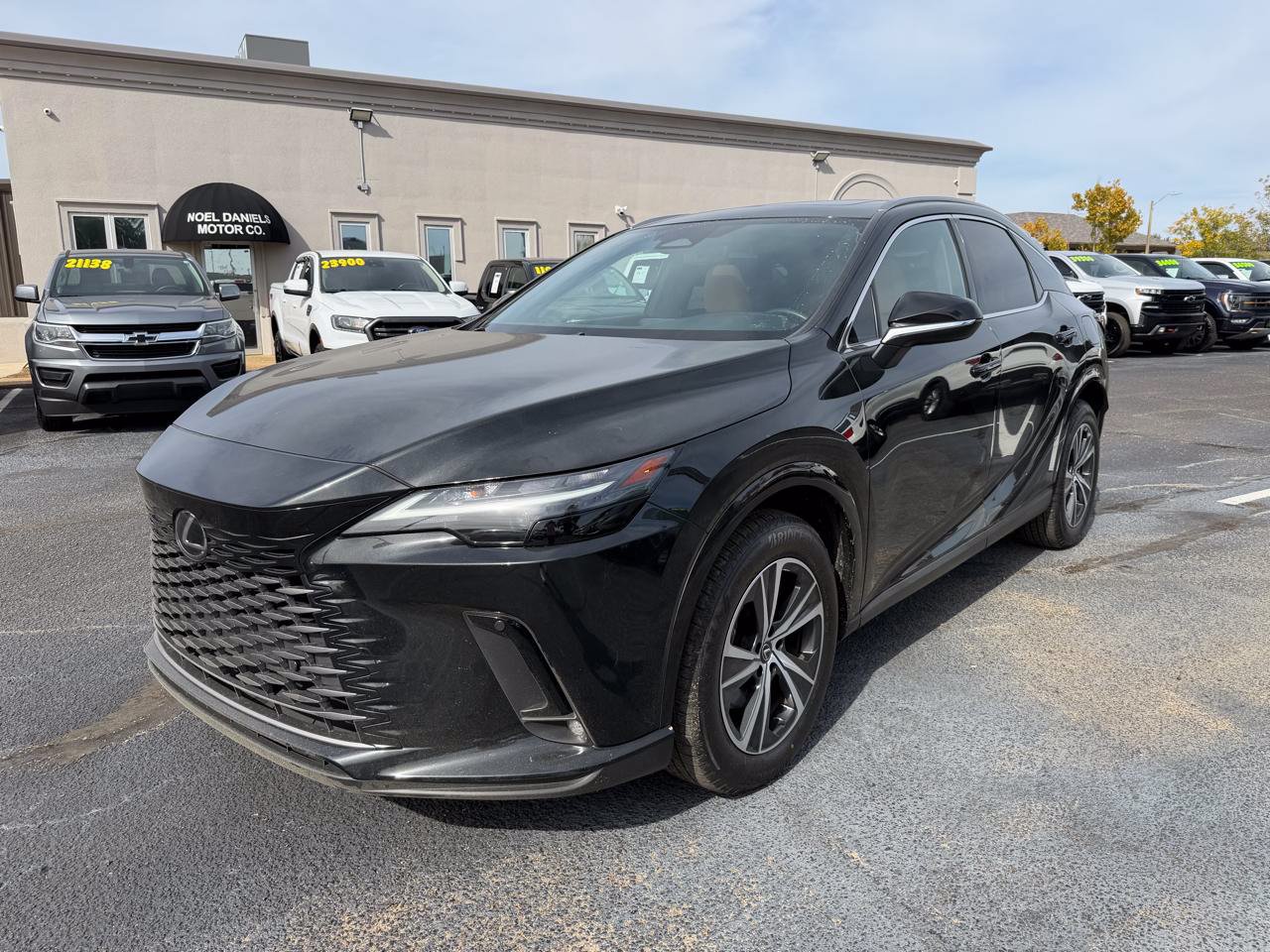 Used 2024 Lexus RX 350 Premium w/ Cold Area Package FWD image 4