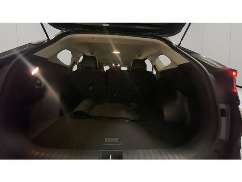 Used 2024 Kia Sportage EX FWD image 12