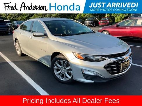 Used 2020 Chevrolet Malibu LT FWD image 1