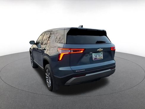 Used 2025 Chevrolet Equinox LT image 11