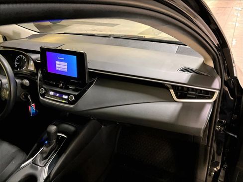 Used 2023 Toyota Corolla LE image 13