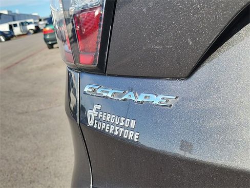 Used 2018 Ford Escape S image 4