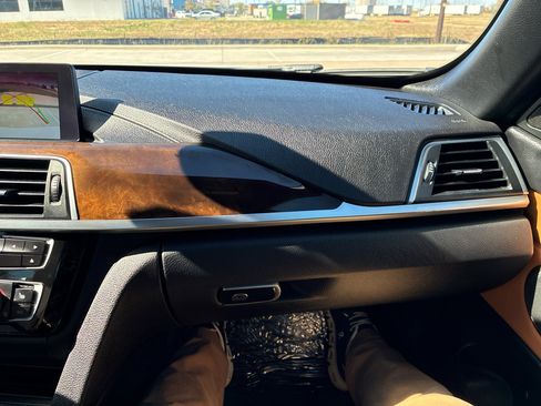 Used 2019 BMW 430i Convertible w/ M Sport Package image 46