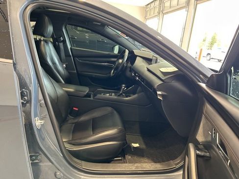 Used 2022 MAZDA MAZDA3 s image 20