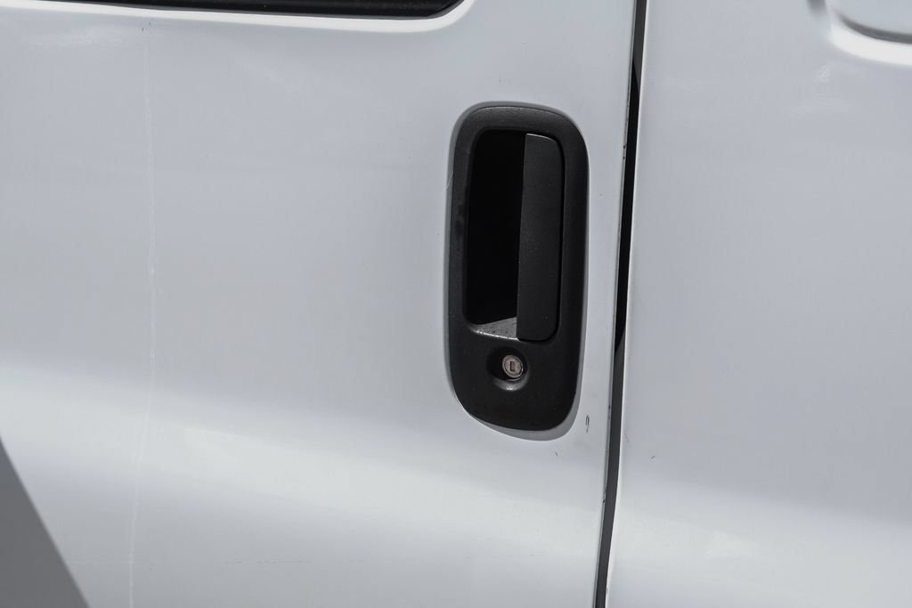 Used 2017 Chevrolet Express 2500 RWD image 35