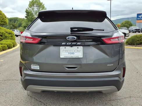Used 2024 Ford Edge SEL AWD/4WD image 4