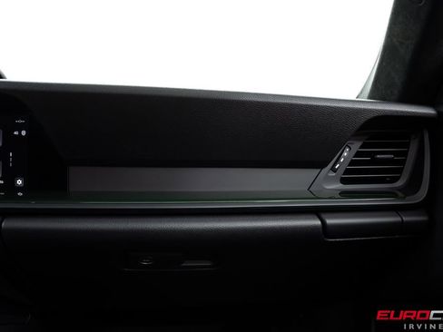 Used 2025 Porsche 911 GT3 image 36