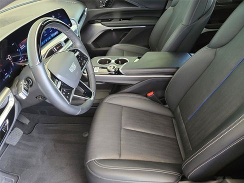 Used 2024 Cadillac Lyriq Sport RWD image 11