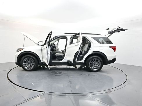 New 2026 Ford Explorer Active w/ Active Comfort Package AWD/4WD image 39