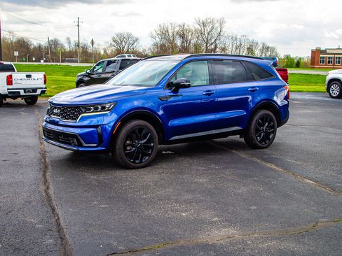 Used 2023 Kia Sorento SX image 3