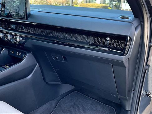 Used 2025 Honda CR-V Sport Touring image 19