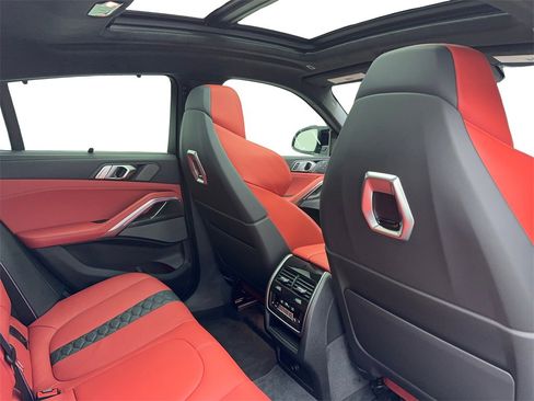 Used 2025 BMW X6 M Competition w/ Executive Package image 53