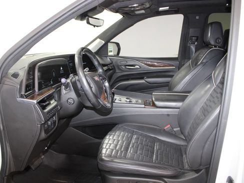 Used 2021 Cadillac Escalade ESV Sport Platinum AWD/4WD image 24