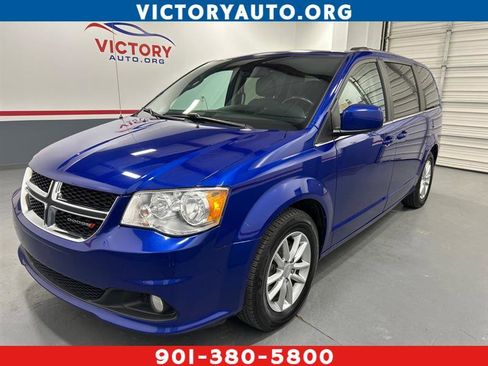 Used 2020 Dodge Grand Caravan SXT image 1