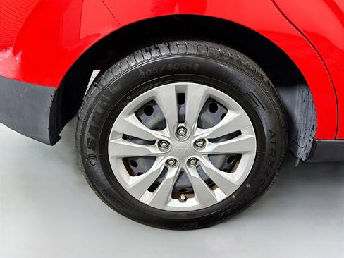 Used 2020 Kia Soul LX image 32