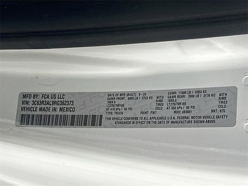 Used 2024 RAM 3500 Tradesman w/ Chrome Appearance Group image 36