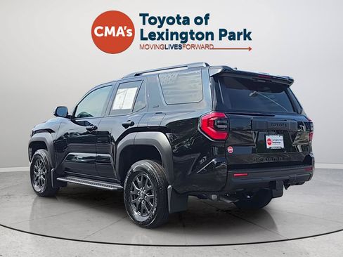 Used 2026 Toyota 4Runner SR5 AWD/4WD image 3