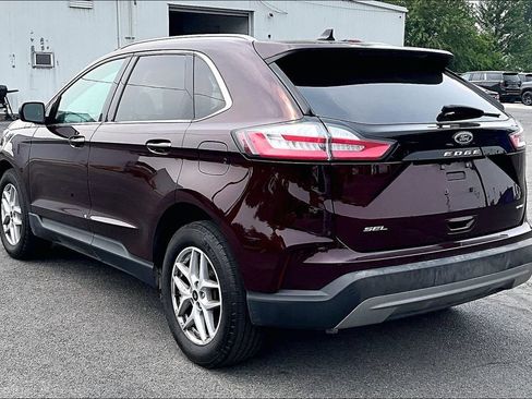 Used 2024 Ford Edge SEL w/ Convenience Package AWD/4WD image 3