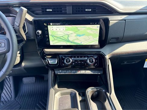 New 2026 GMC Sierra 2500 AT4 w/ AT4 Premium Plus Package image 12