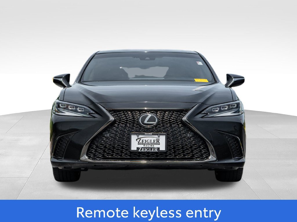 Used 2025 Lexus ES 350 w/ Accessory Package (Z2) FWD image 2