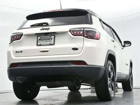 Used 2018 Jeep Compass Latitude w/ Popular Equipment Group AWD/4WD image 44