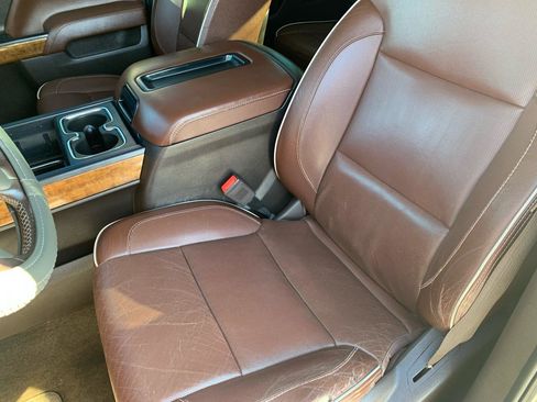 Used 2015 Chevrolet Silverado 3500 High Country w/ Duramax Plus Package image 29