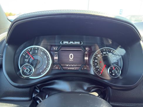 Used 2024 RAM 1500 Laramie AWD/4WD image 16