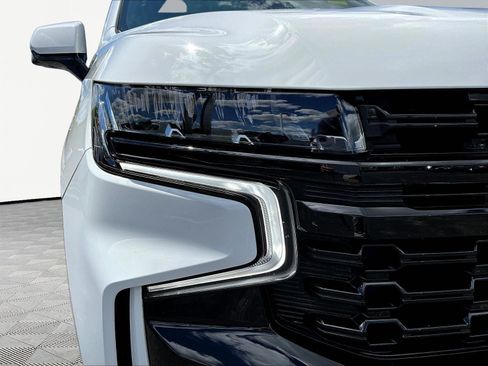 Used 2024 Chevrolet Tahoe Z71 w/ Luxury Package AWD/4WD image 30