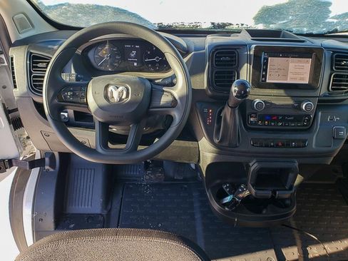 Used 2024 RAM ProMaster 2500 image 36