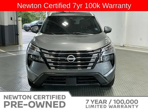 Used 2024 Nissan Rogue SV w/ SV Premium Package FWD image 20