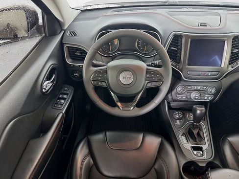 Used 2022 Jeep Cherokee Trailhawk w/ Sound & Nav Group image 26