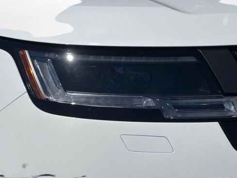 New 2026 Land Rover Range Rover SE AWD/4WD image 12
